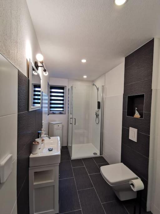 Altstadt-Apartment & Fewo Og Fuer Max 3 Pers Хальденслебен Экстерьер фото
